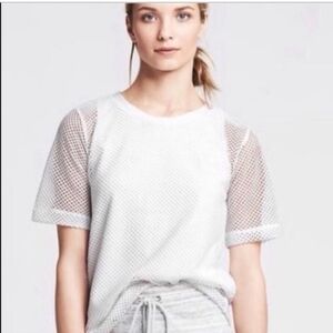 ⭐Banana Republic Mesh Blouse White XS⭐